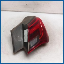 Fanale est. post. dx. OPEL Astra J GTC
