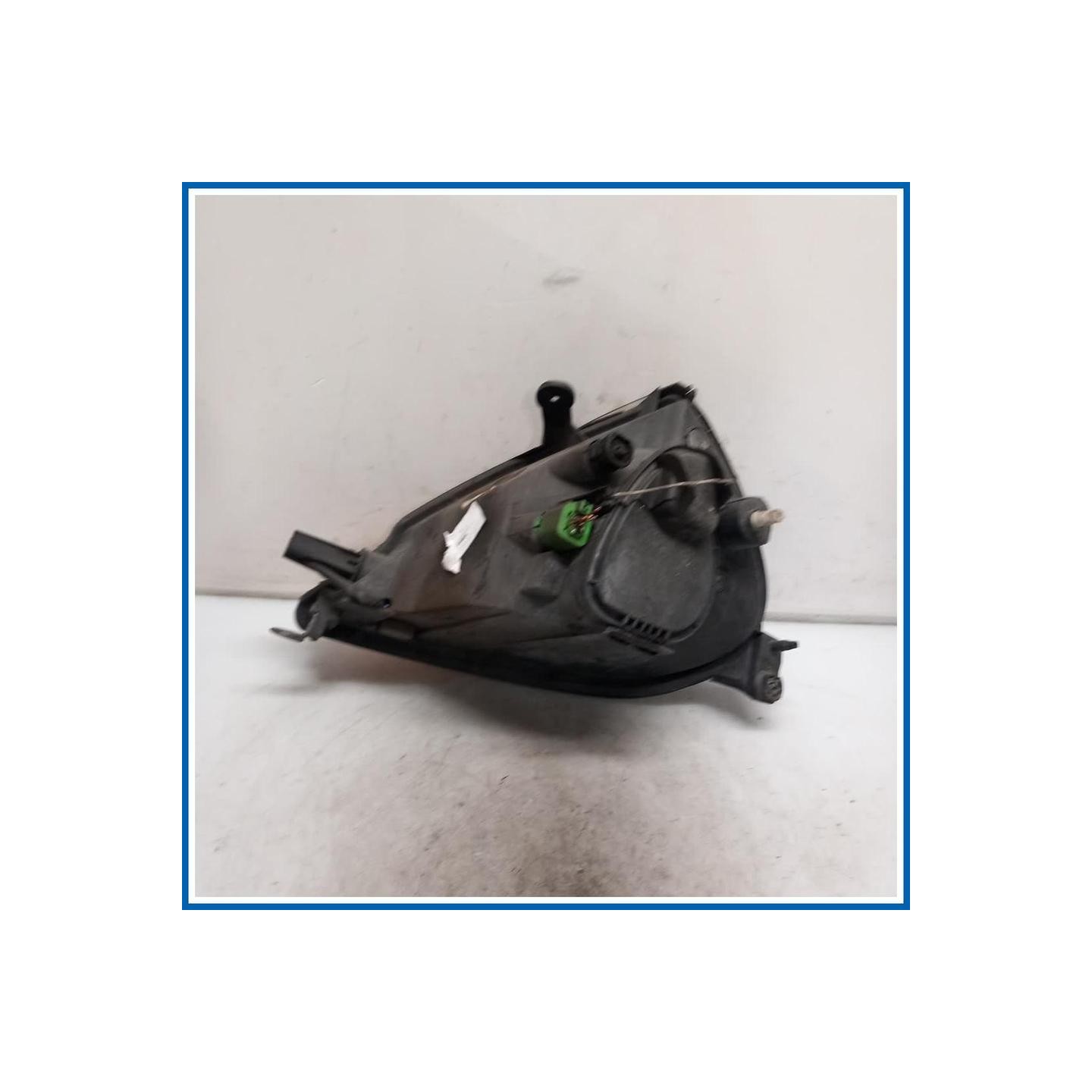 Proiettore ant. dx. FORD KA I