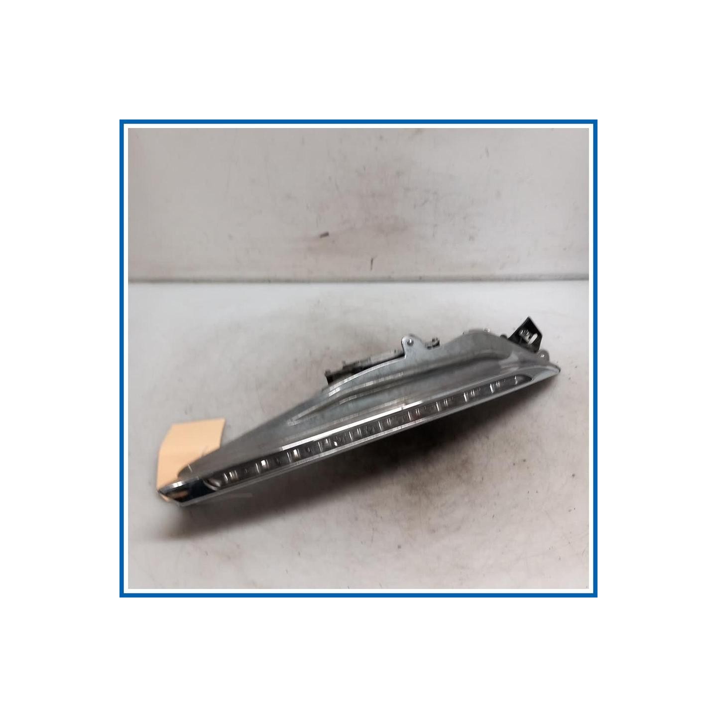 Fanalino luce diurna ant. dx. LANCIA Delta III