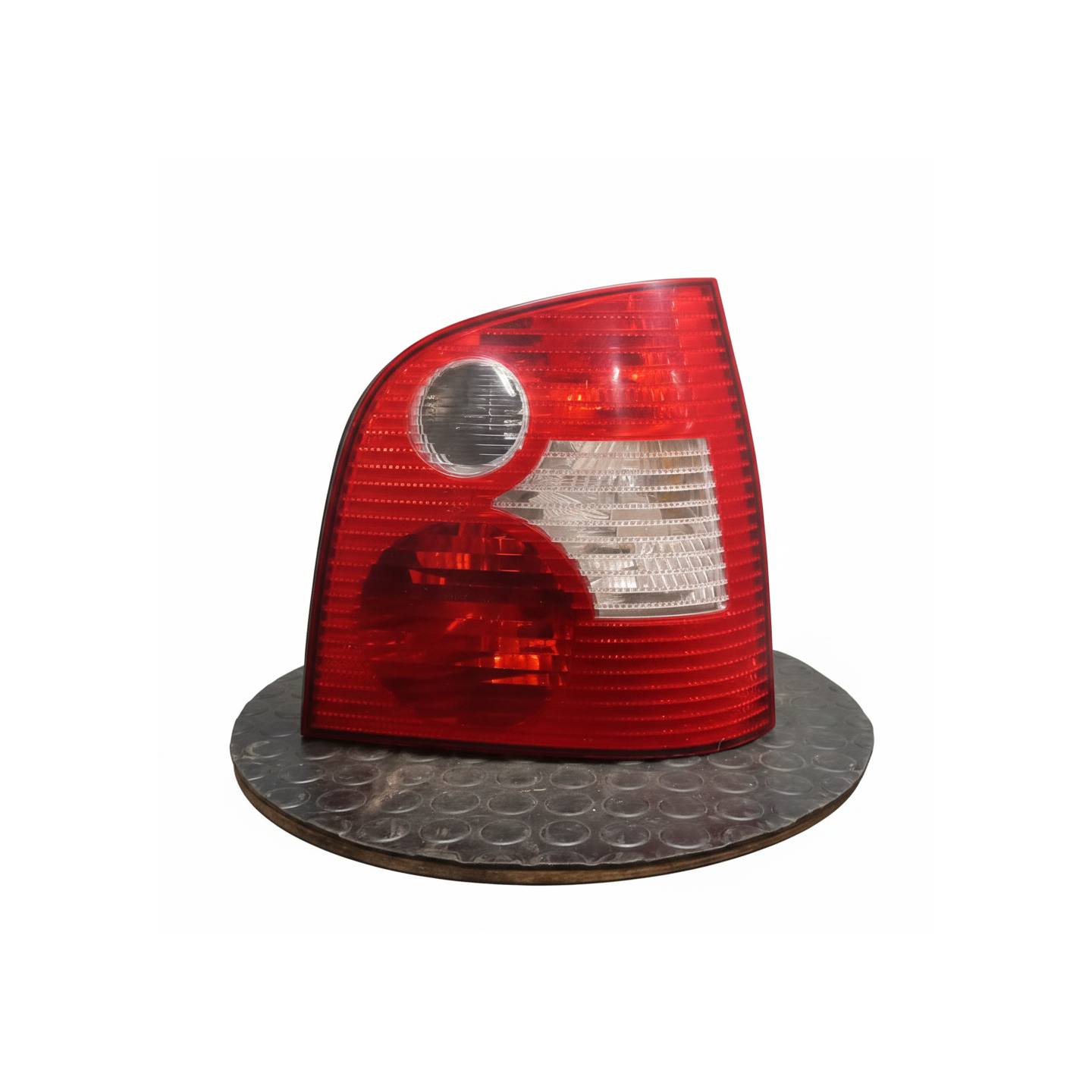 FANALE POST. DX. 037 VOLKSWAGEN POLO (9N) (10/01-03/05) AMF 6Q6945096G
