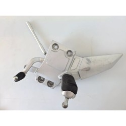 Supporto pedana appoggiapiede anteriore Yamaha FJR 1300 (16-) FJR 1300 AE Sinistro