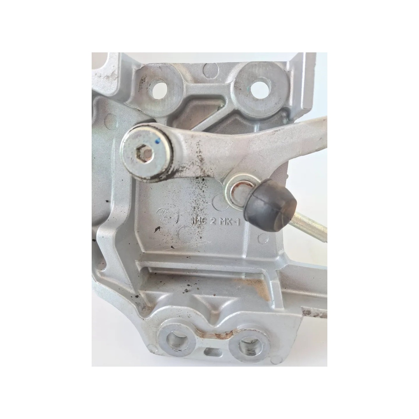 Supporto pedana appoggiapiede anteriore Yamaha FJR 1300 (16-) FJR 1300 AE Sinistro