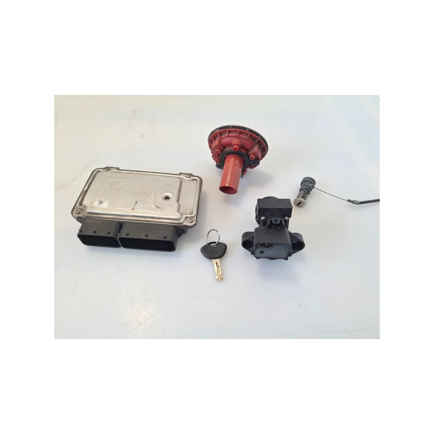 Commutatore avviamento e bloccasterzo Bmw F 800 R (217) (E3) (09-15) F 800 R 