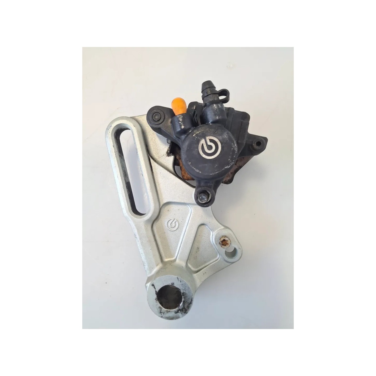 Pinza freno posteriore Bmw F 800 R (217) (E3) (09-15) F 800 R 