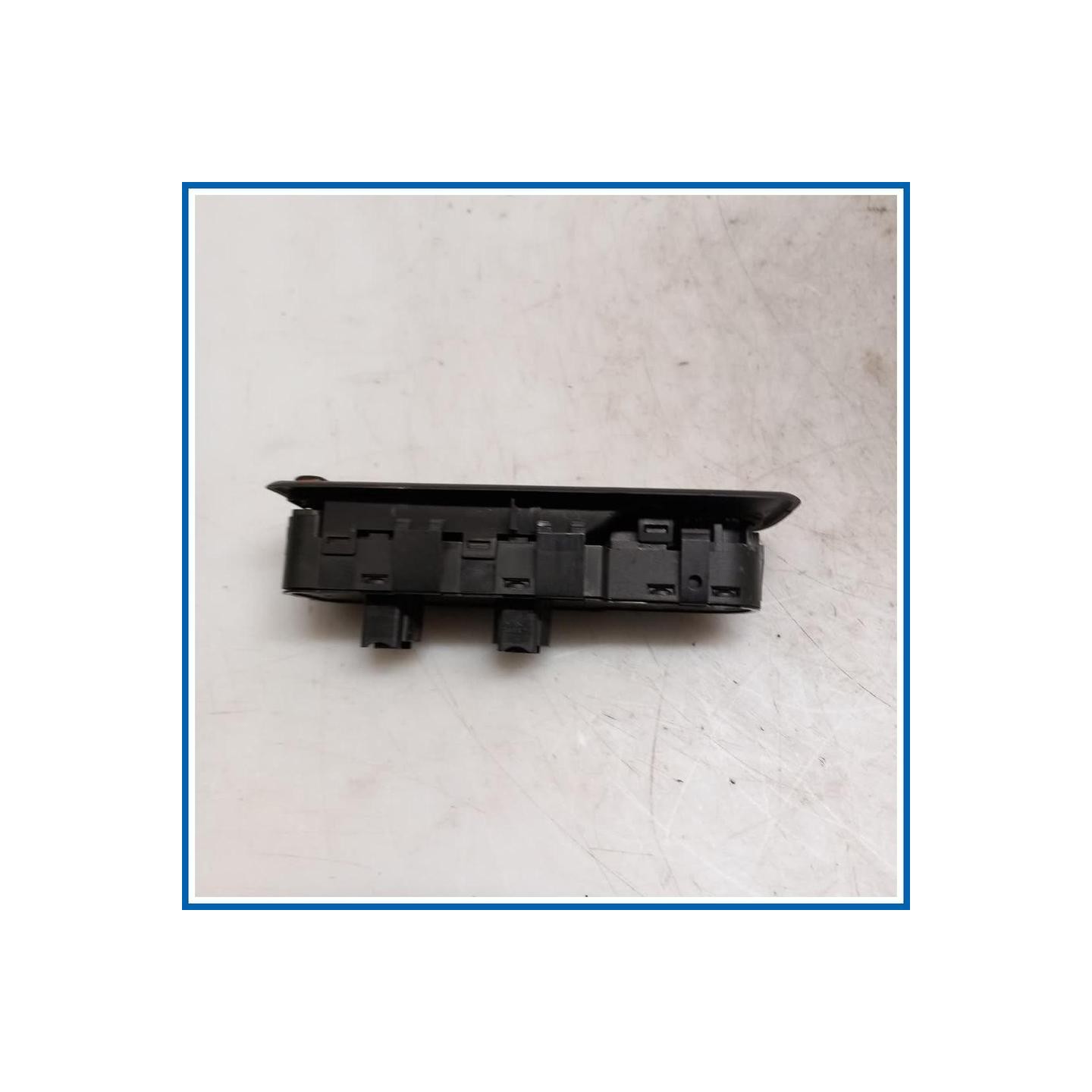Interruttore alzacristalli ant. sx. CITROEN C8