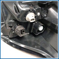 Fanale post. sx. TOYOTA YARIS (02/20>)