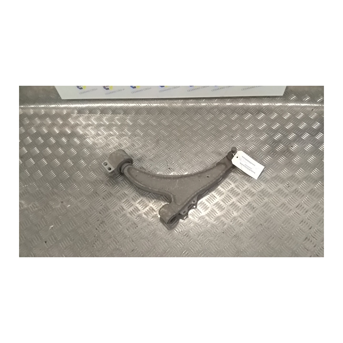 BRACCIO OSCILLANTE SOSP. ANT. SX. 046 OPEL INSIGNIA (G09) (12/08-10/13) A16LET 13318884