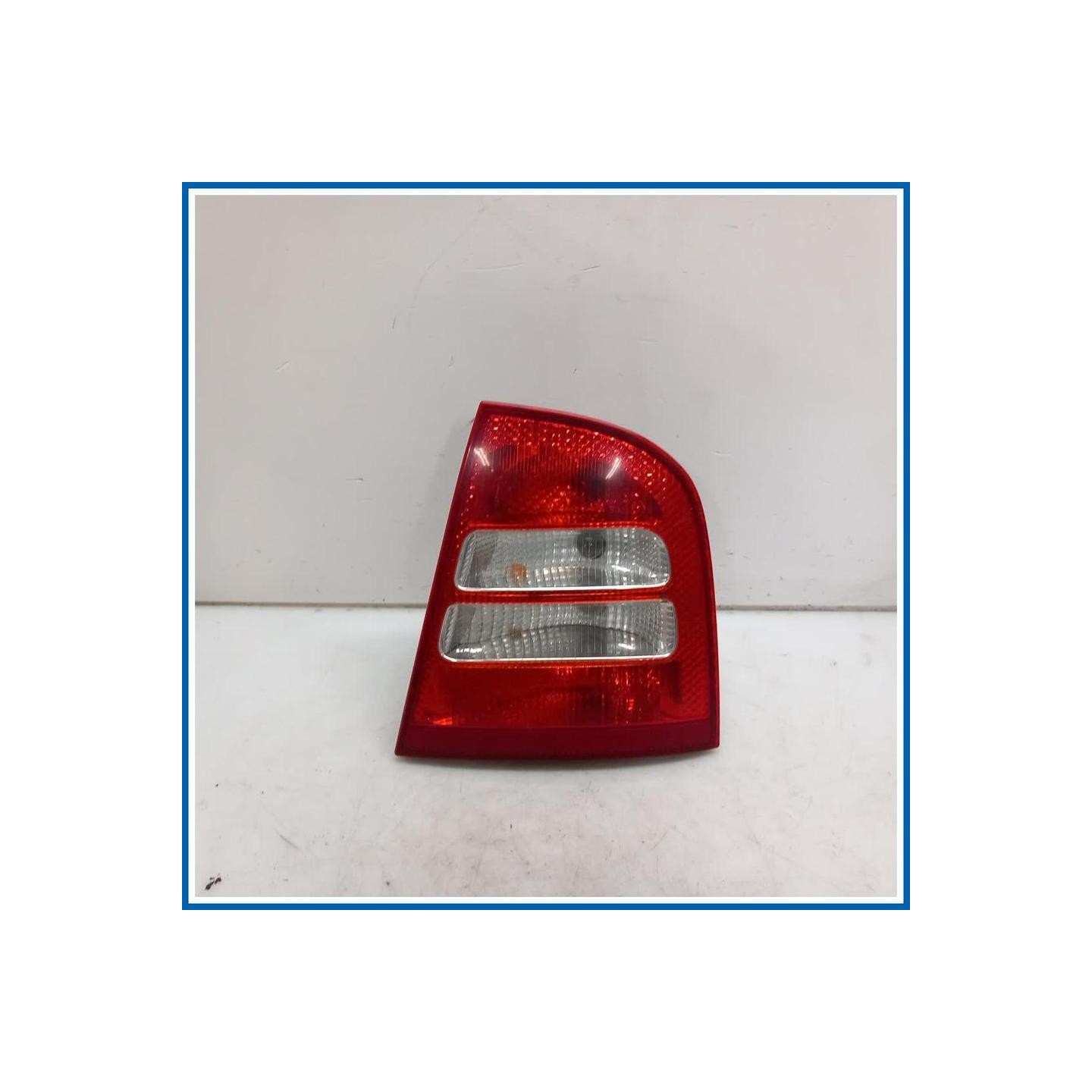 Fanale post. dx. SKODA Octavia 1U2
