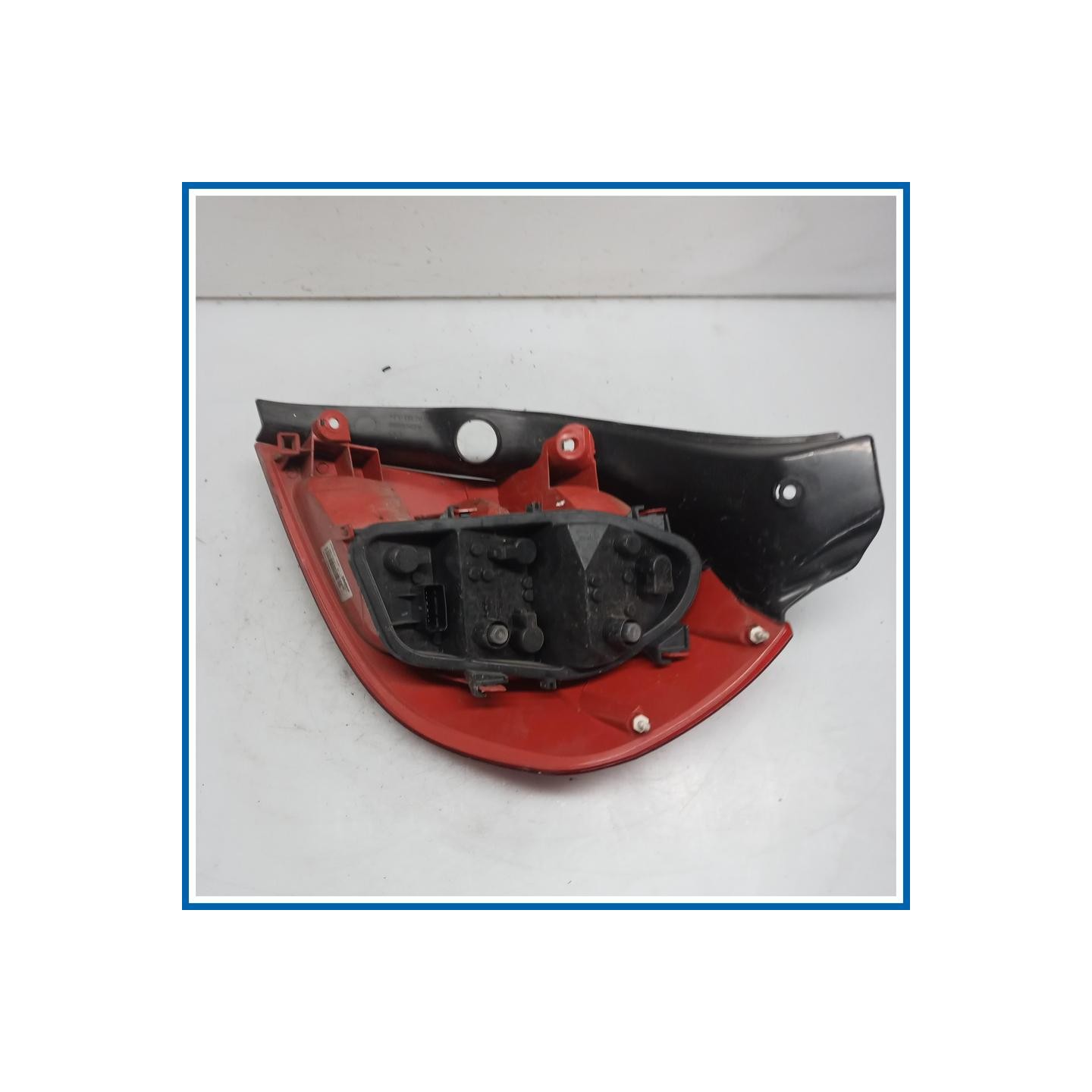 Fanale post. sx. RENAULT CLIO 3a Serie (07/05>05/09