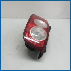 Fanale post. dx. NISSAN MICRA (K12E) (11/02>05/06