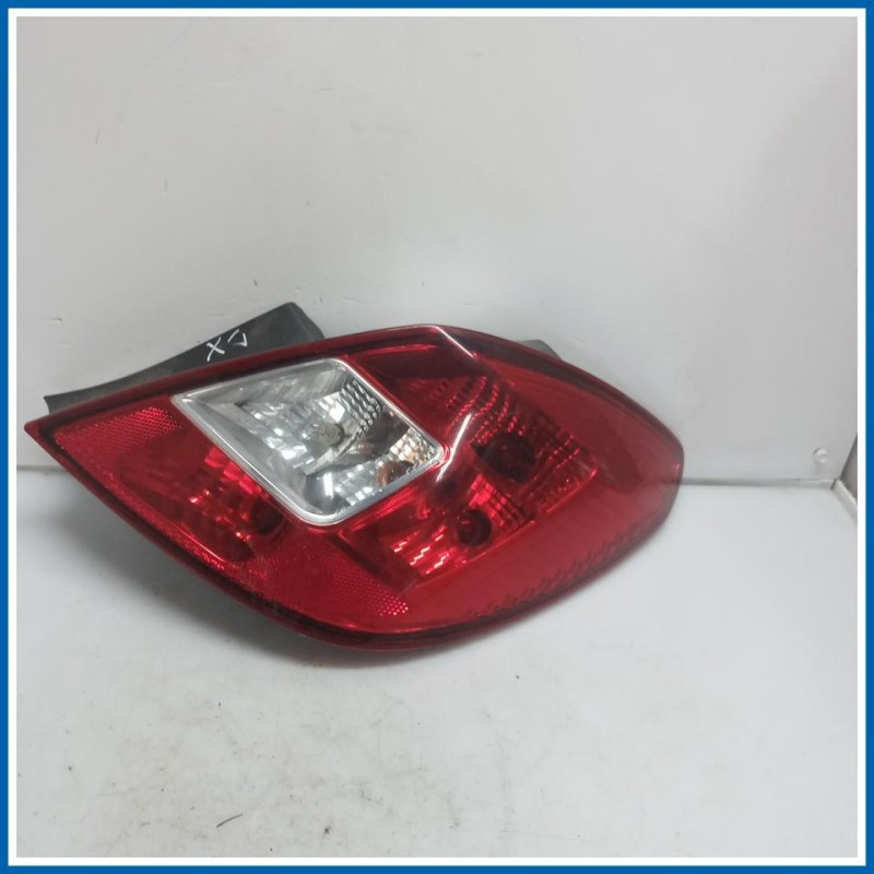 Fanale post. dx. OPEL CORSA (S07) (07/06>02/11