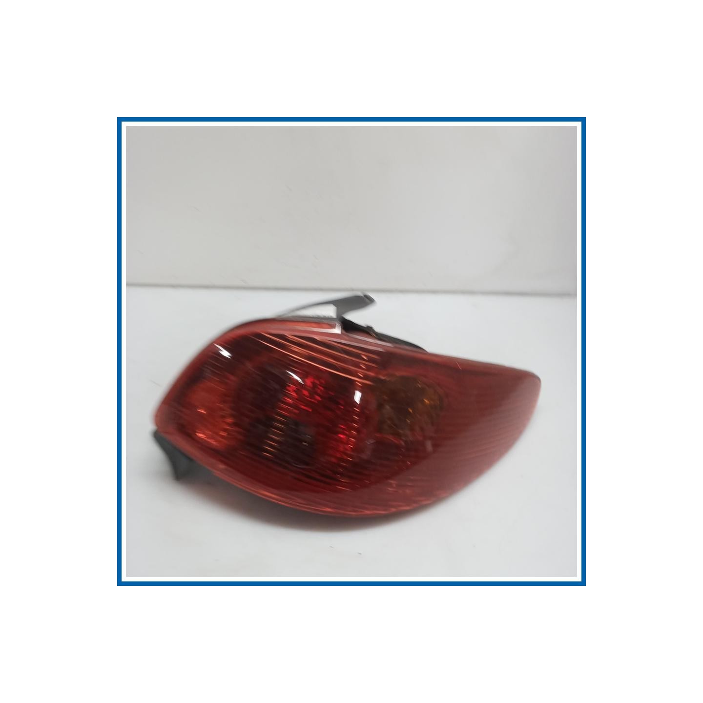 Fanale post. dx. PEUGEOT 206 (09/98>06/09