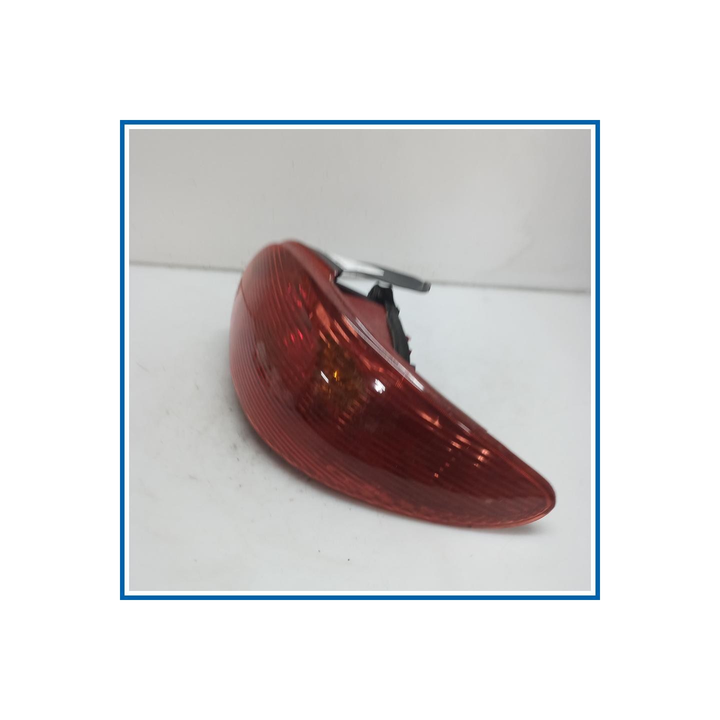 Fanale post. dx. PEUGEOT 206 (09/98>06/09