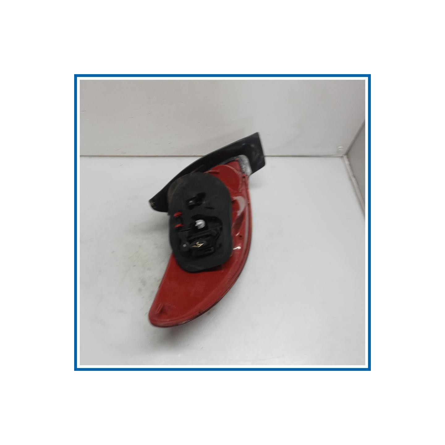 Fanale post. dx. PEUGEOT 206 (09/98>06/09