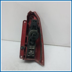 Fanale post. sx. FORD Focus I SW
