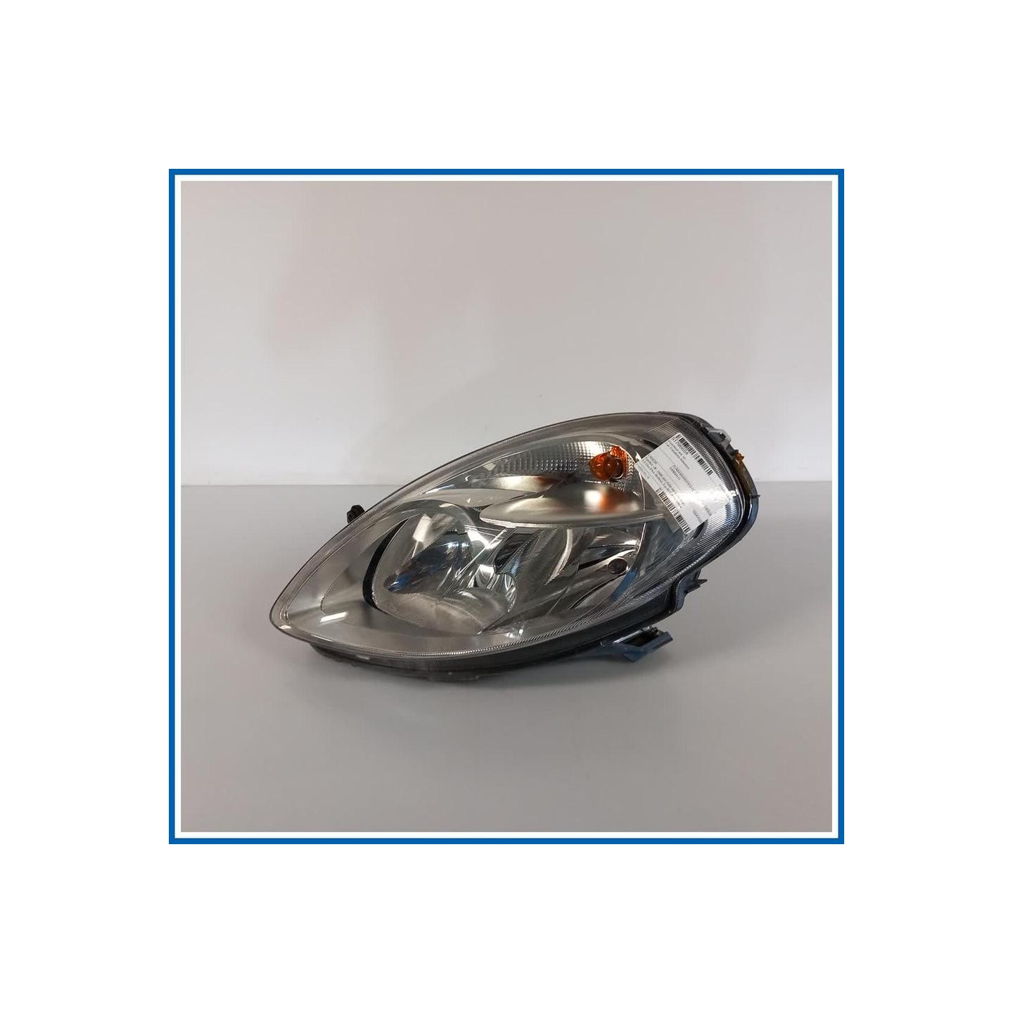 Proiettore ant. sx. LANCIA Ypsilon II