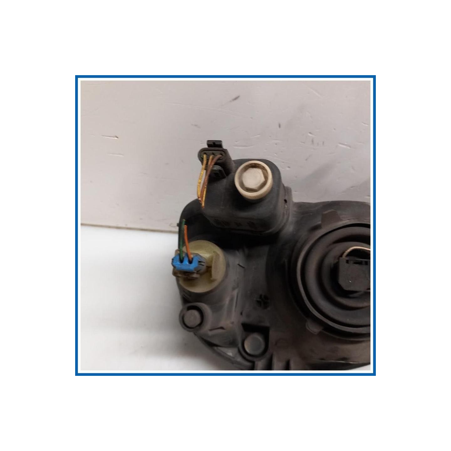 Proiettore ant. dx. OPEL Corsa B