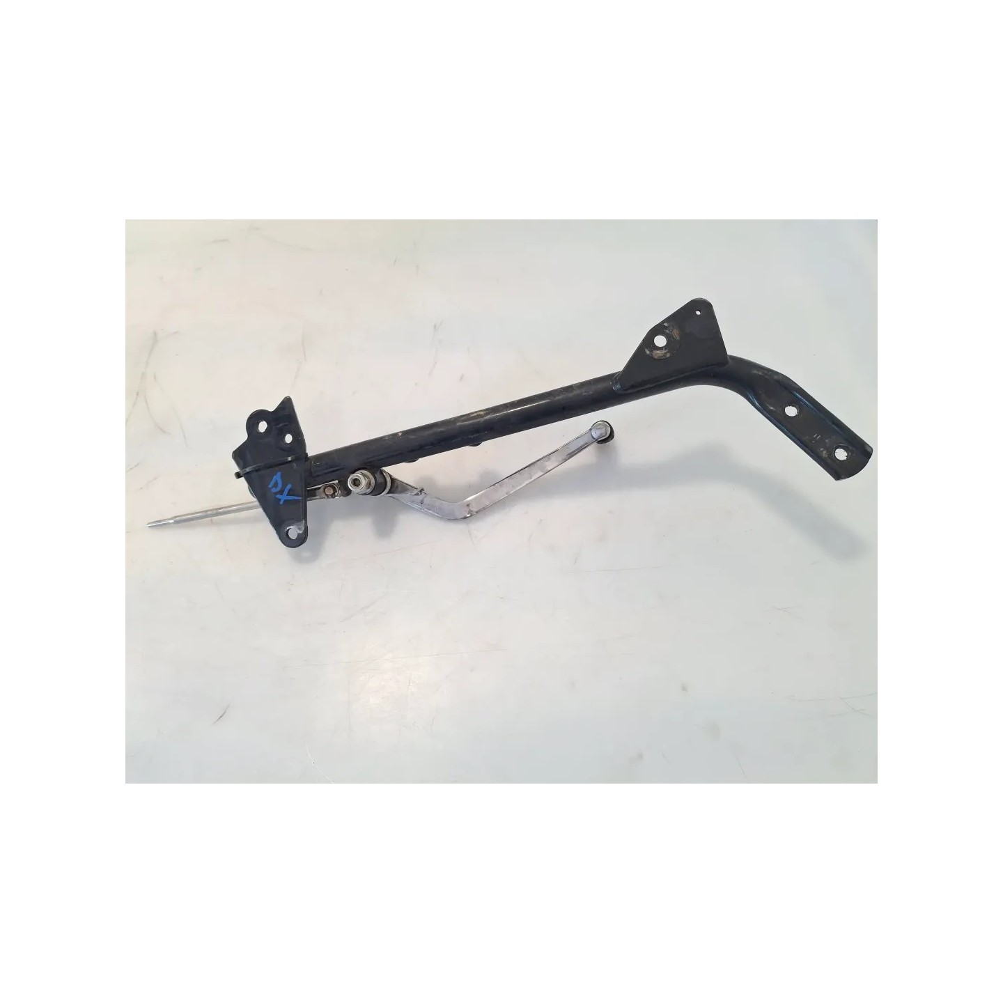 Telaio anteriore inferiore laterale / supporto motore Moto Guzzi Nevada 750 (04-09) Nevada 750 Classic Destro