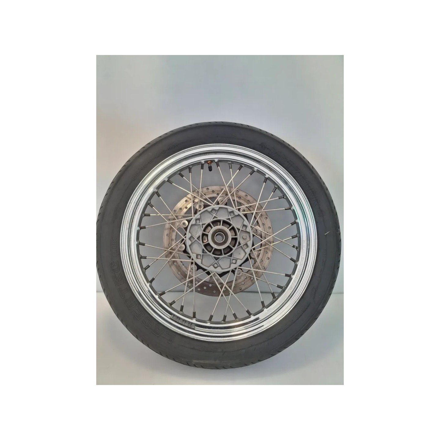 Ruota/cerchio anteriore con cuscinetti Moto Guzzi Nevada 750 (04-09) Nevada 750 Classic 