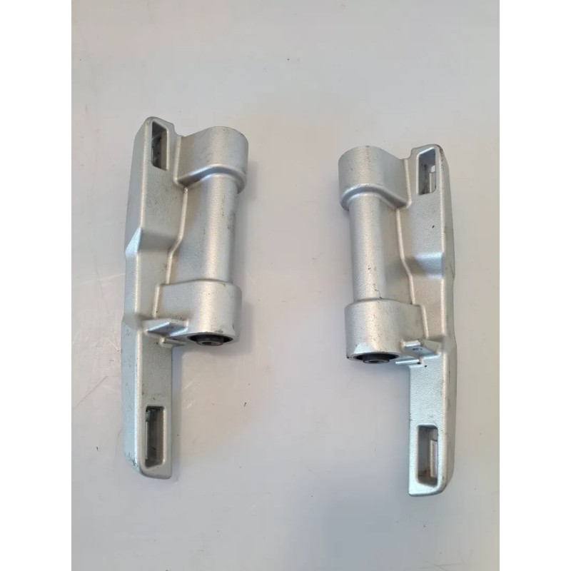 STAFFA SUPPORTO BORSA LATERALE Yamaha Tracer 9 (E5) Tracer 9 