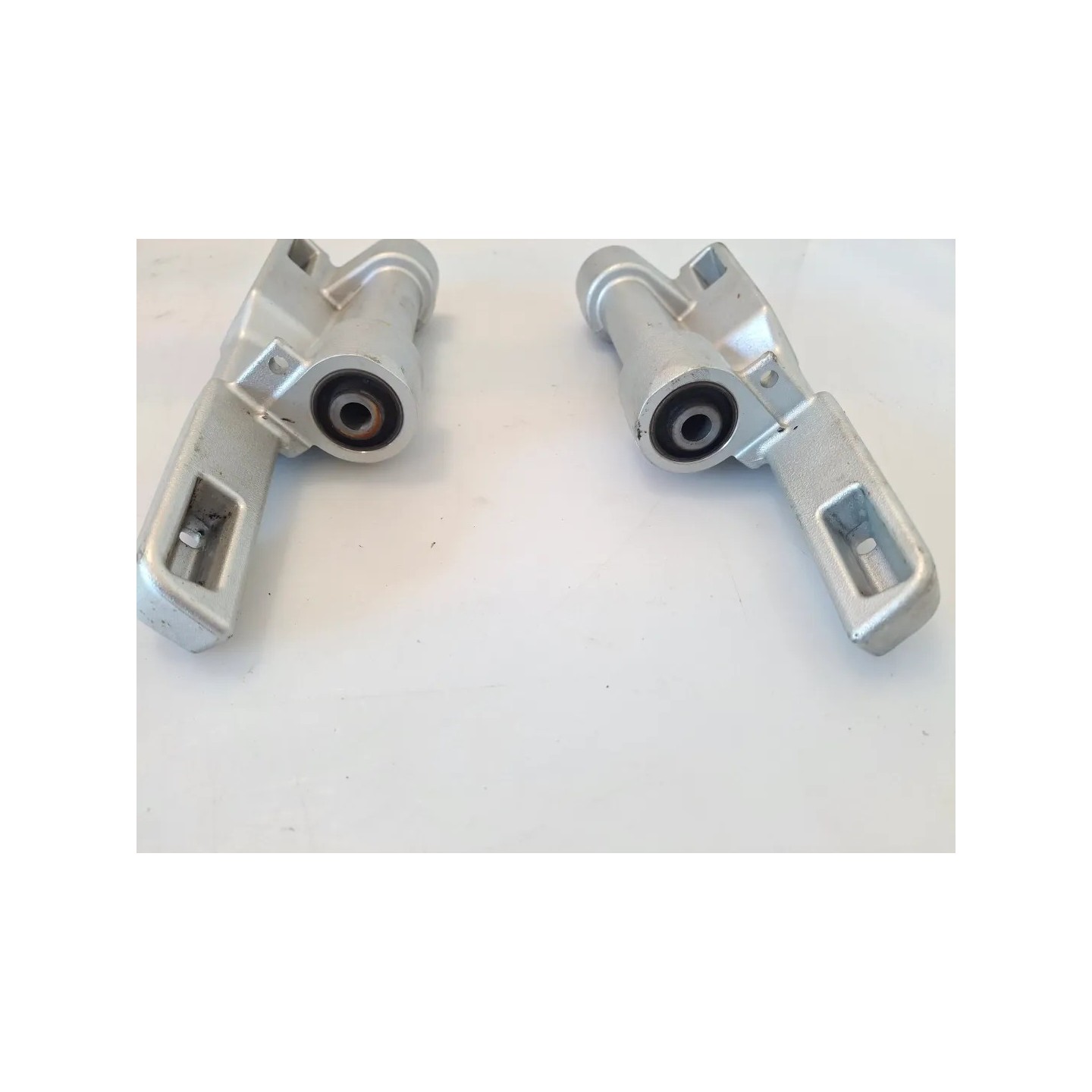 STAFFA SUPPORTO BORSA LATERALE Yamaha Tracer 9 (E5) Tracer 9 