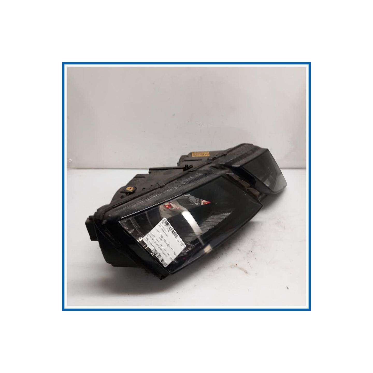 Proiettore ant. dx. SKODA Octavia 5E5 SW