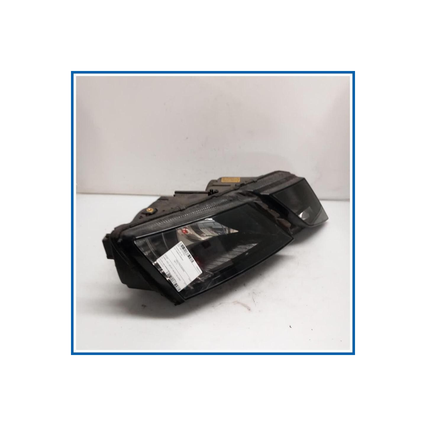 Proiettore ant. dx. SKODA Octavia 5E5 SW