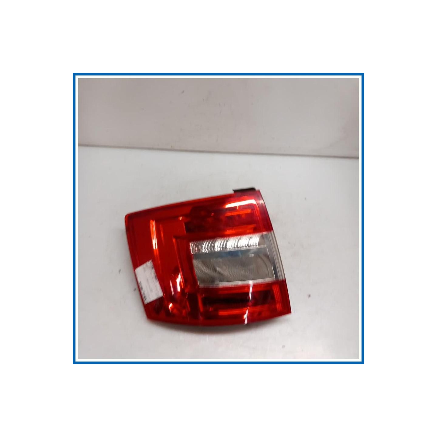 Fanale post. sx. SKODA Octavia 5E3