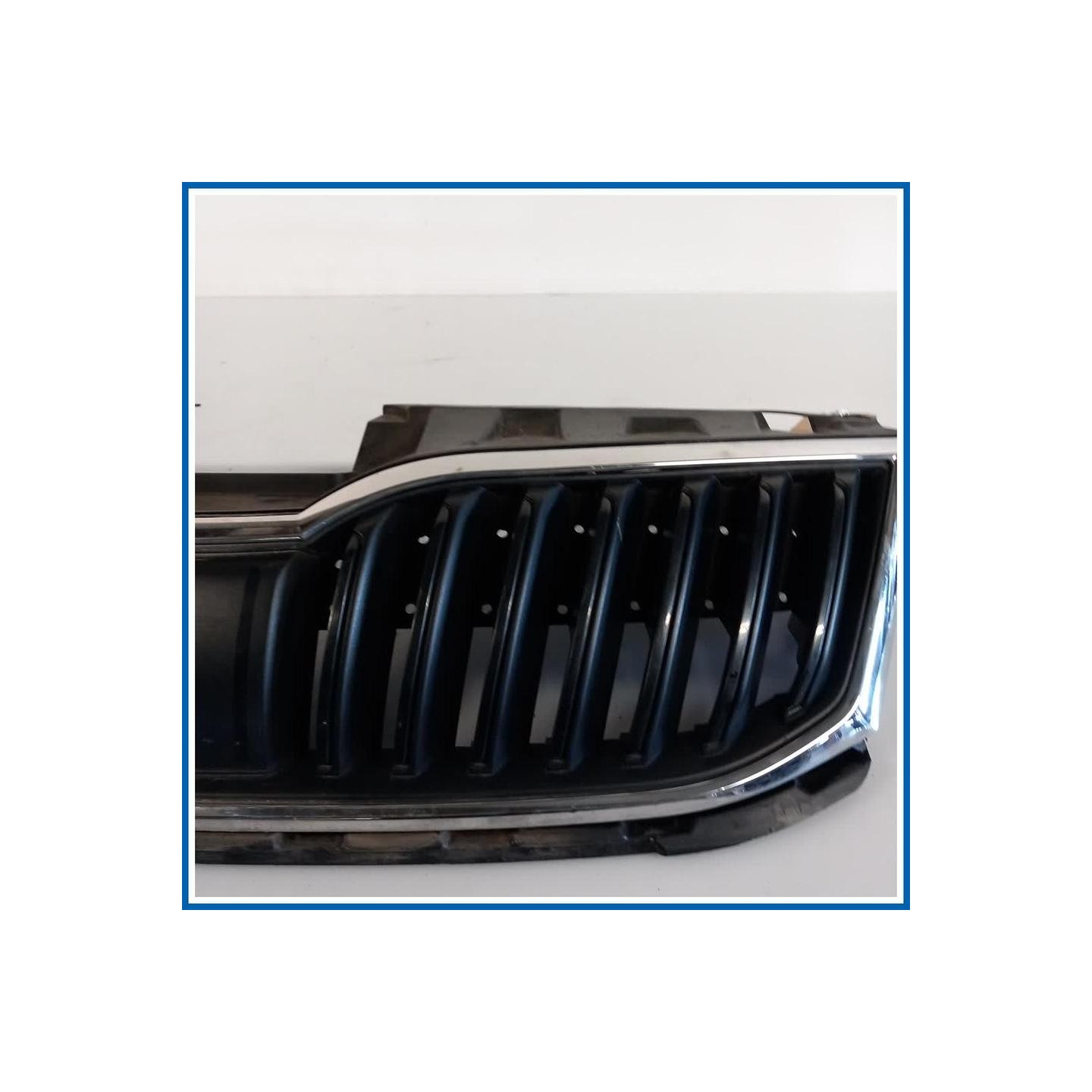 Griglia radiatore SKODA Octavia 5E3