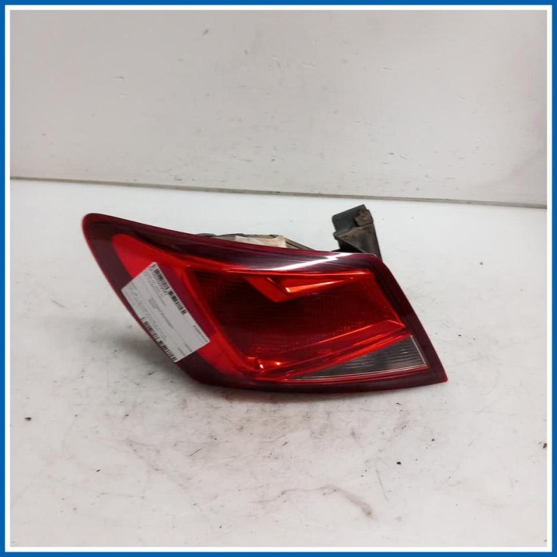 Fanale est. post. sx. SEAT Leon 5F1