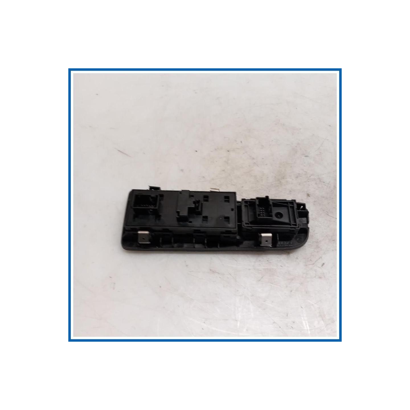 Interruttore alzacristalli ant. sx. LANCIA Delta III