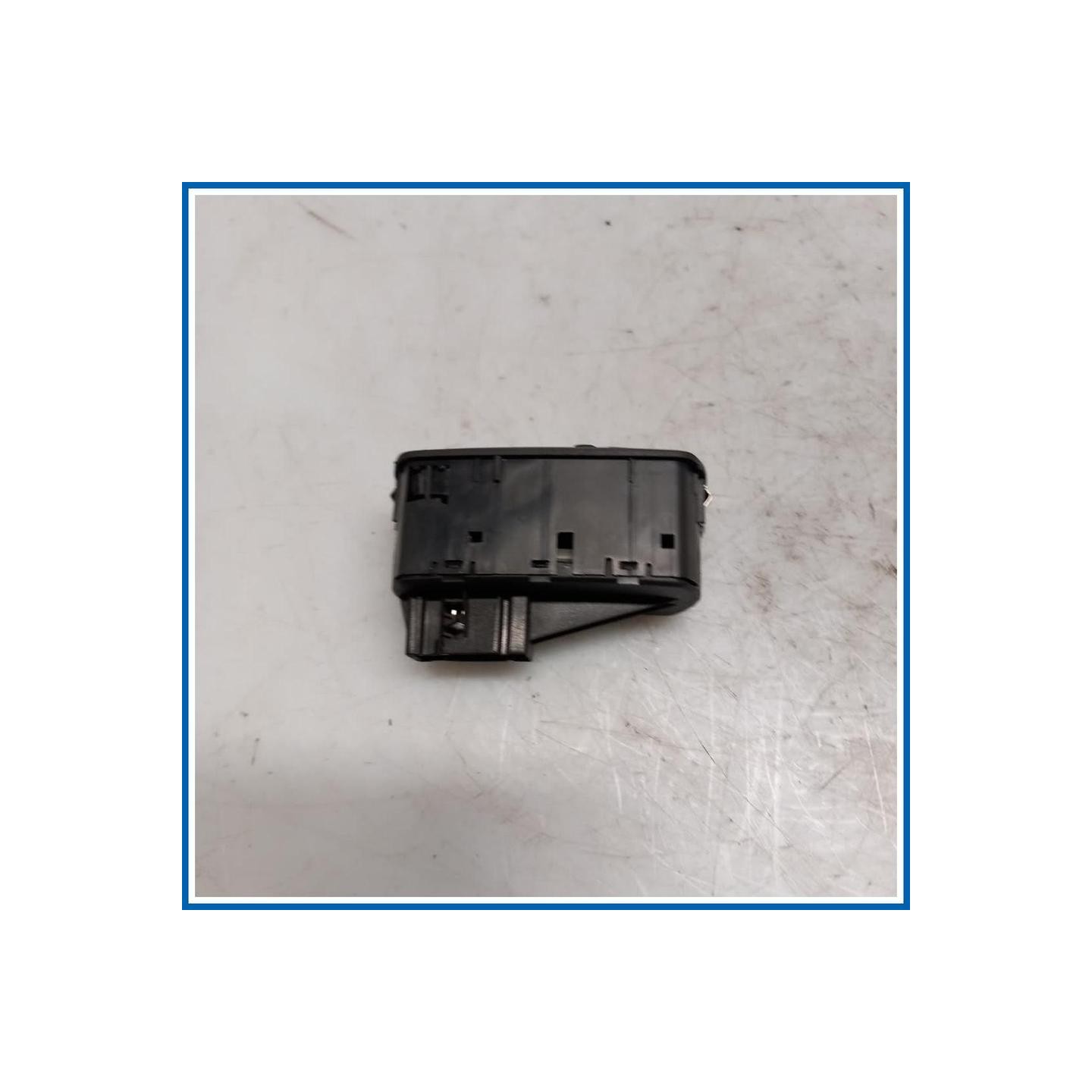 Interruttore alzacristalli ant. sx. OPEL Corsa D