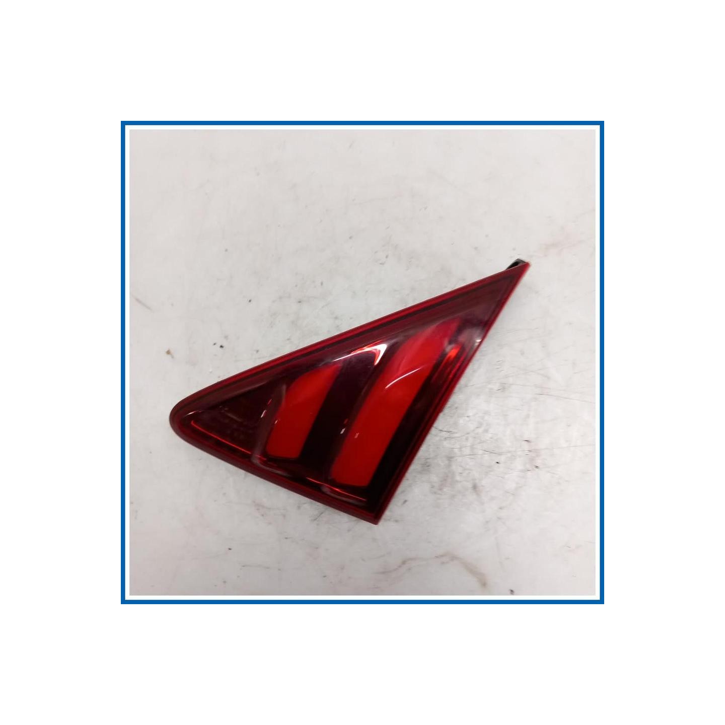 Fanale int. post. dx. PEUGEOT 3008 I