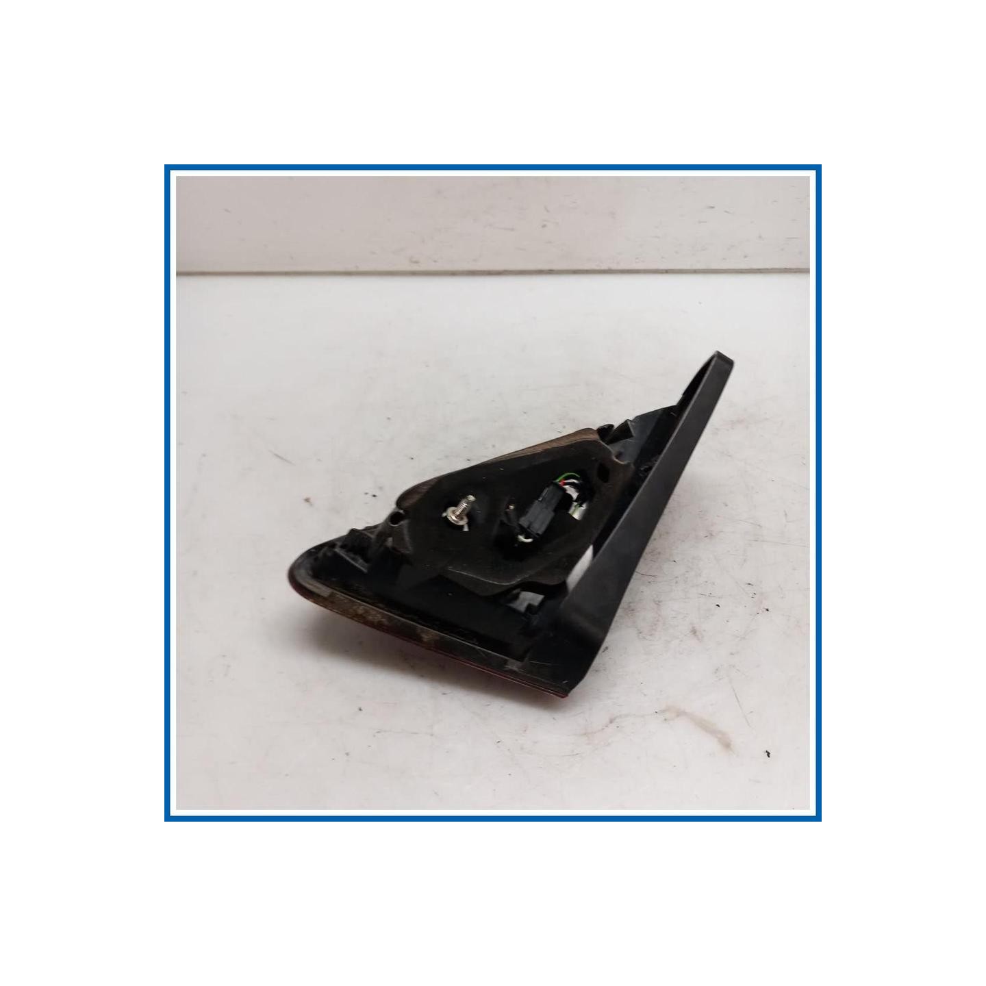 Fanale int. post. sx. PEUGEOT 3008 I