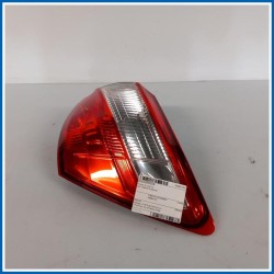 Fanale est. post. dx. NISSAN Qashqai I