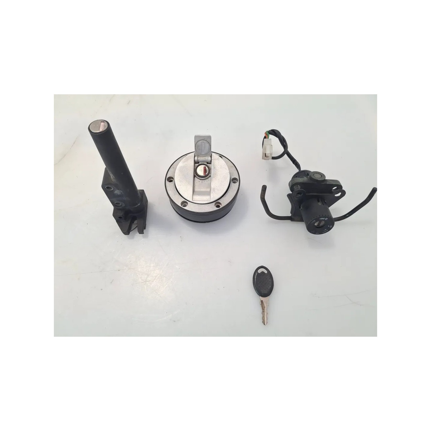 Kit serrature Aprilia Pegaso 650 (01-04) Pegaso 650 
