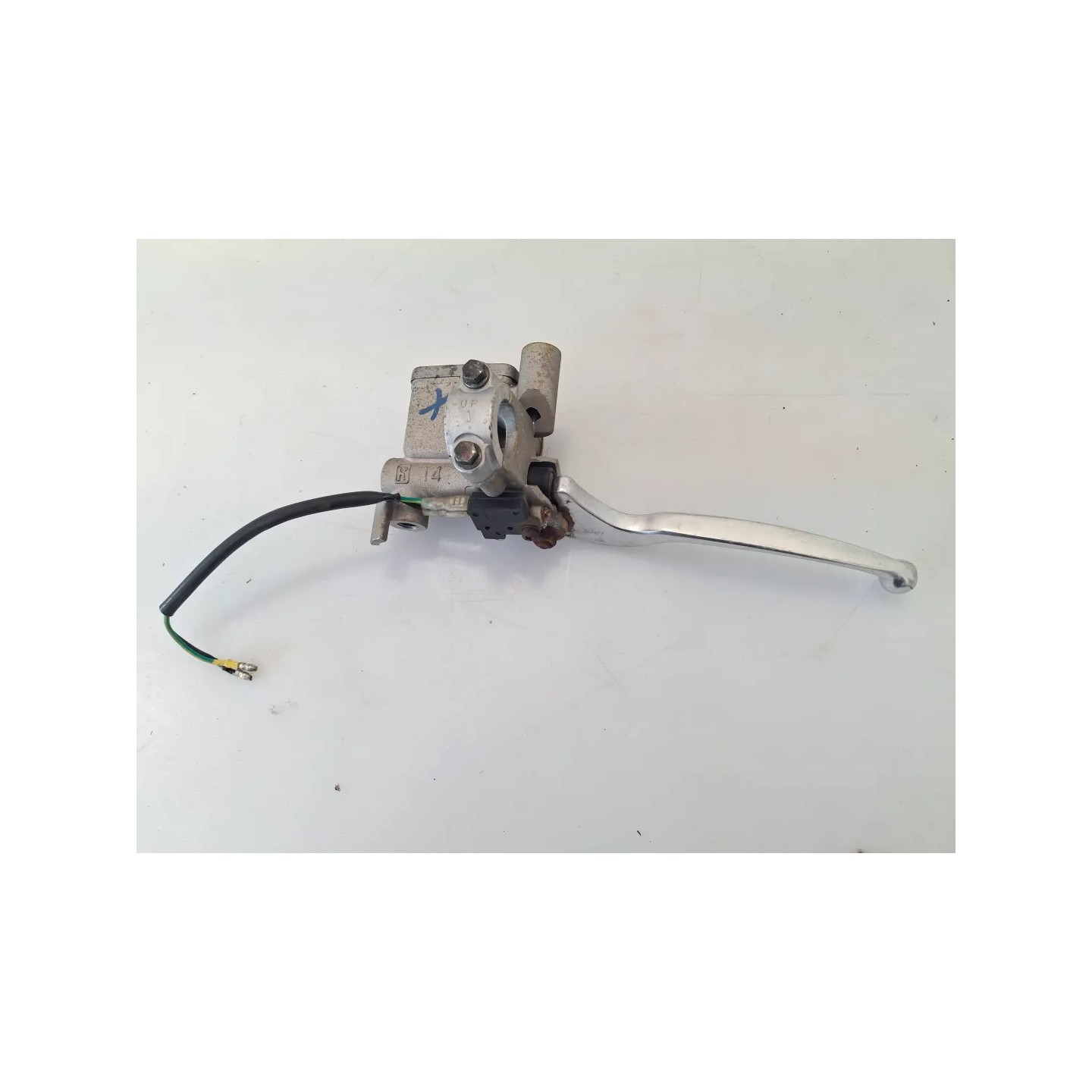Pompa con serbatoio liquido freni anteriore Kymco People 200 GTi People 200 GTi 