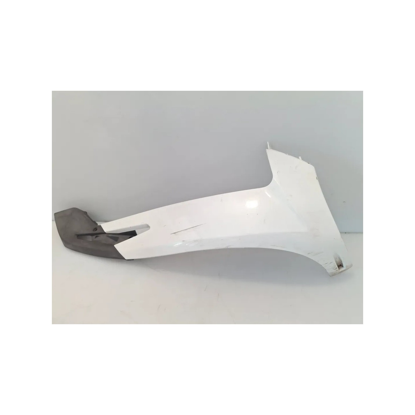 Carenatura laterale sottopavimento Kymco People 200 GTi People 200 GTi Destro