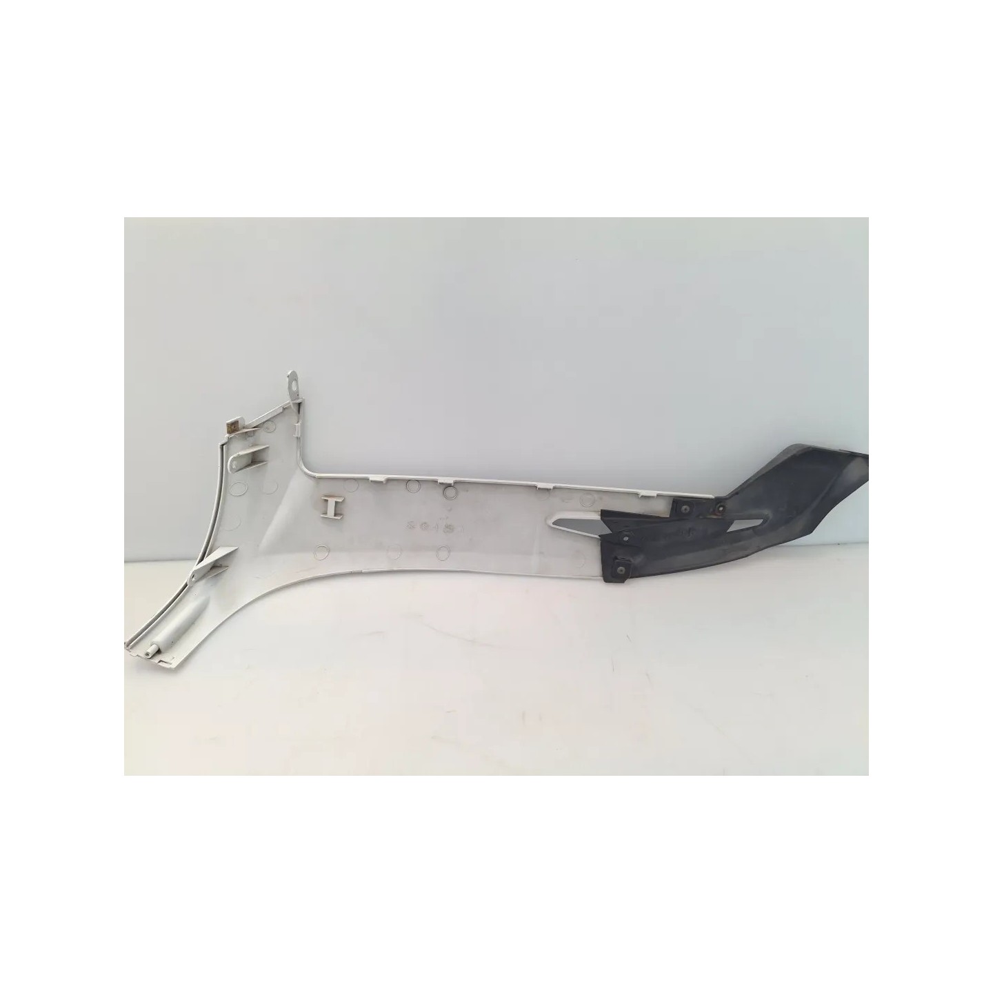 Carenatura laterale sottopavimento Kymco People 200 GTi People 200 GTi Destro
