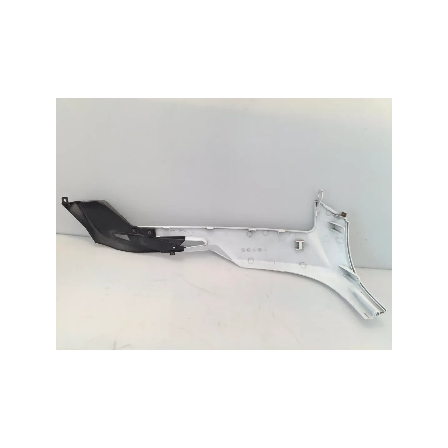 Carenatura laterale sottopavimento Kymco People 200 GTi People 200 GTi Sinistro
