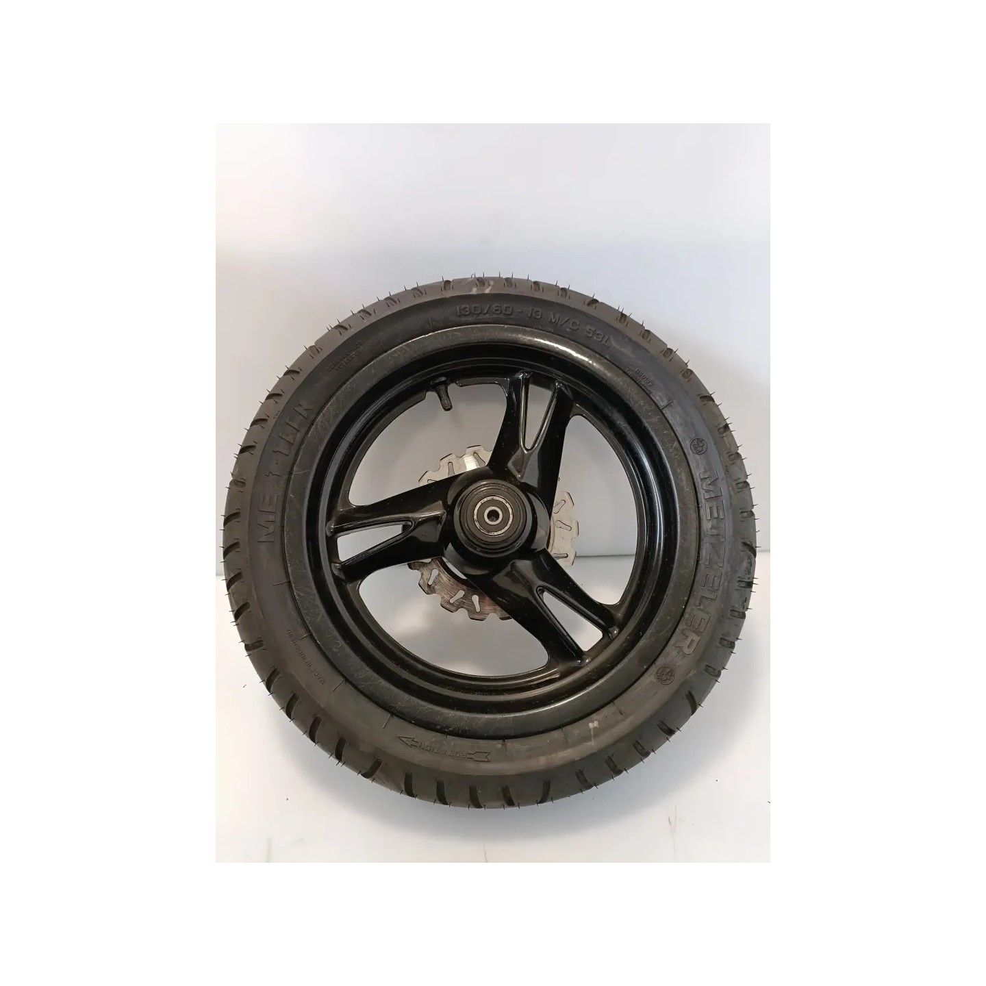 Ruota/cerchio anteriore con cuscinetti Malaguti F12-R Phantom 50 LC (07-) F12-R Phantom 50 LC 