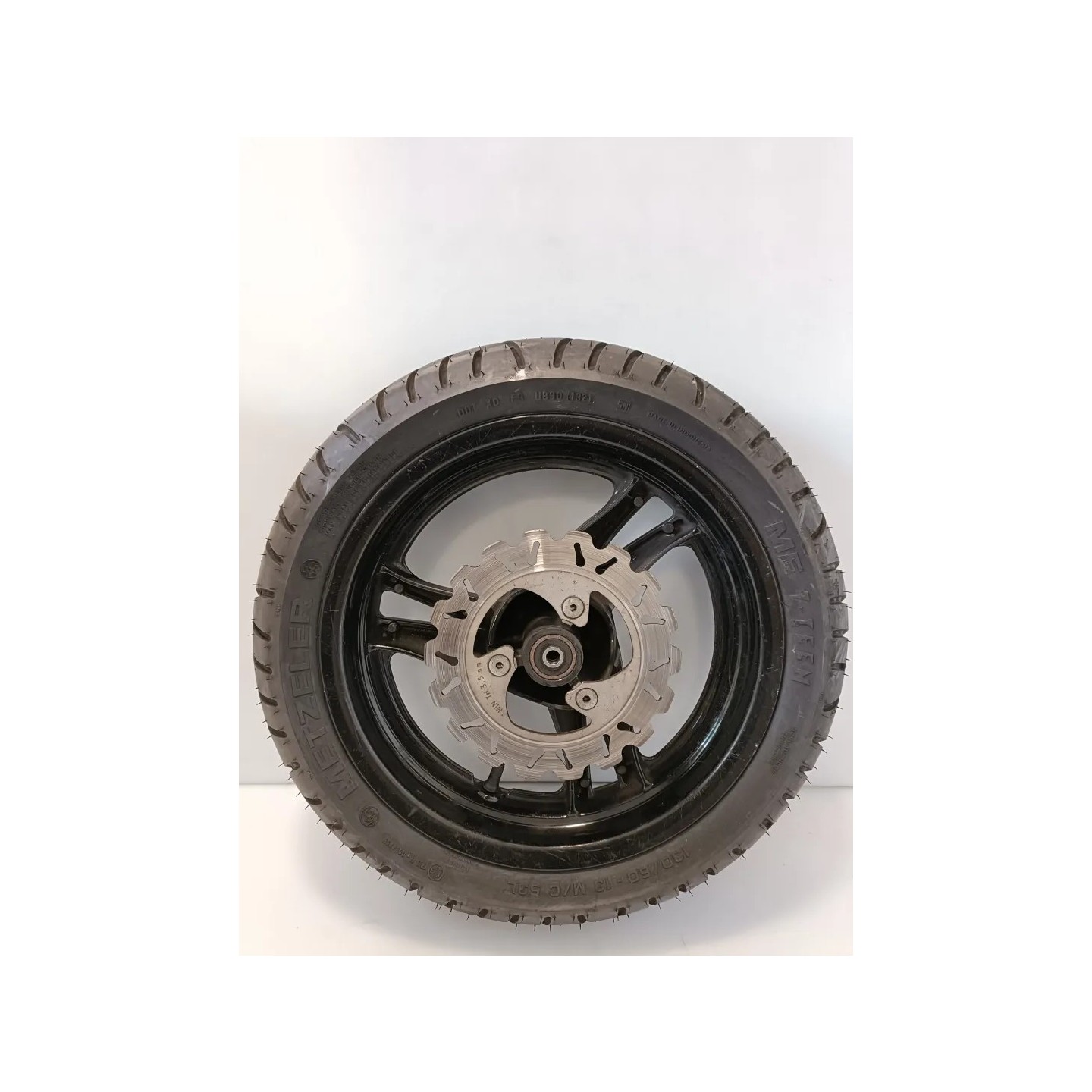 Ruota/cerchio anteriore con cuscinetti Malaguti F12-R Phantom 50 LC (07-) F12-R Phantom 50 LC 