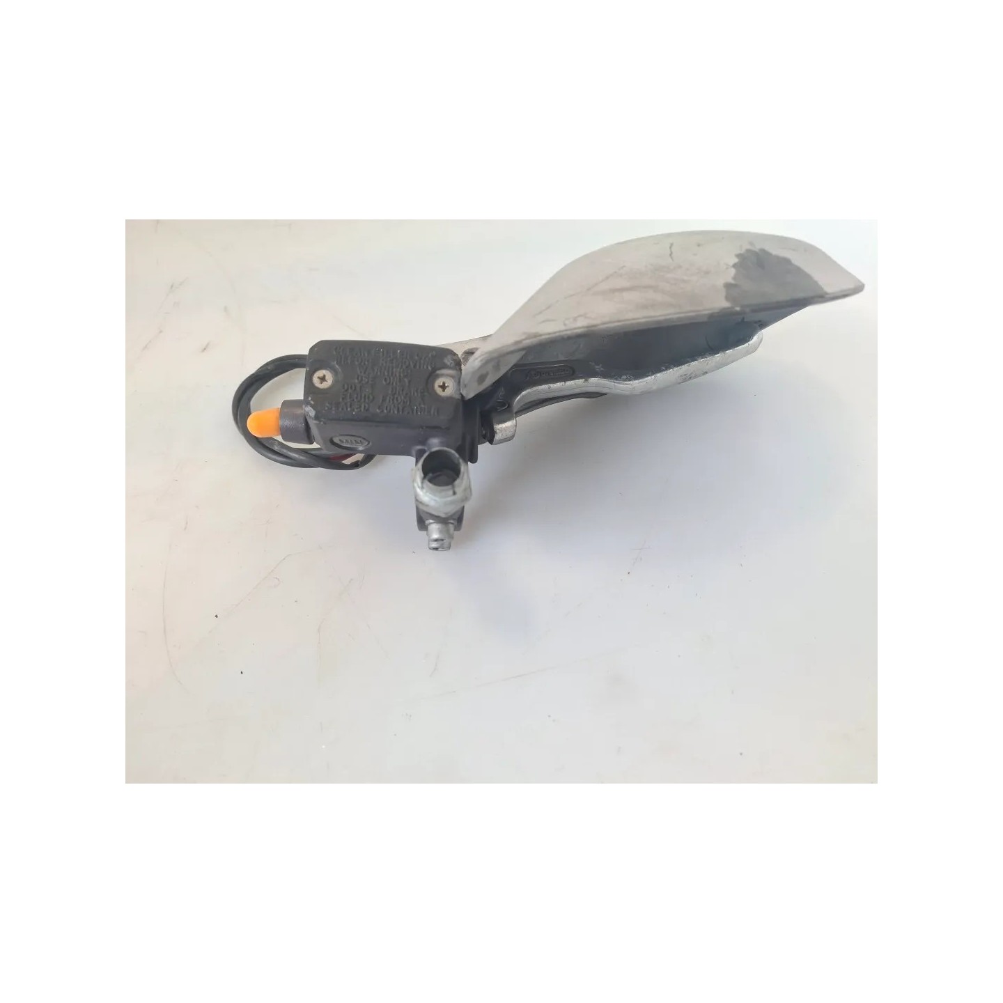 Pompa con serbatoio liquido freni anteriore con leva Aprilia Pegaso 650 (01-04) Pegaso 650 