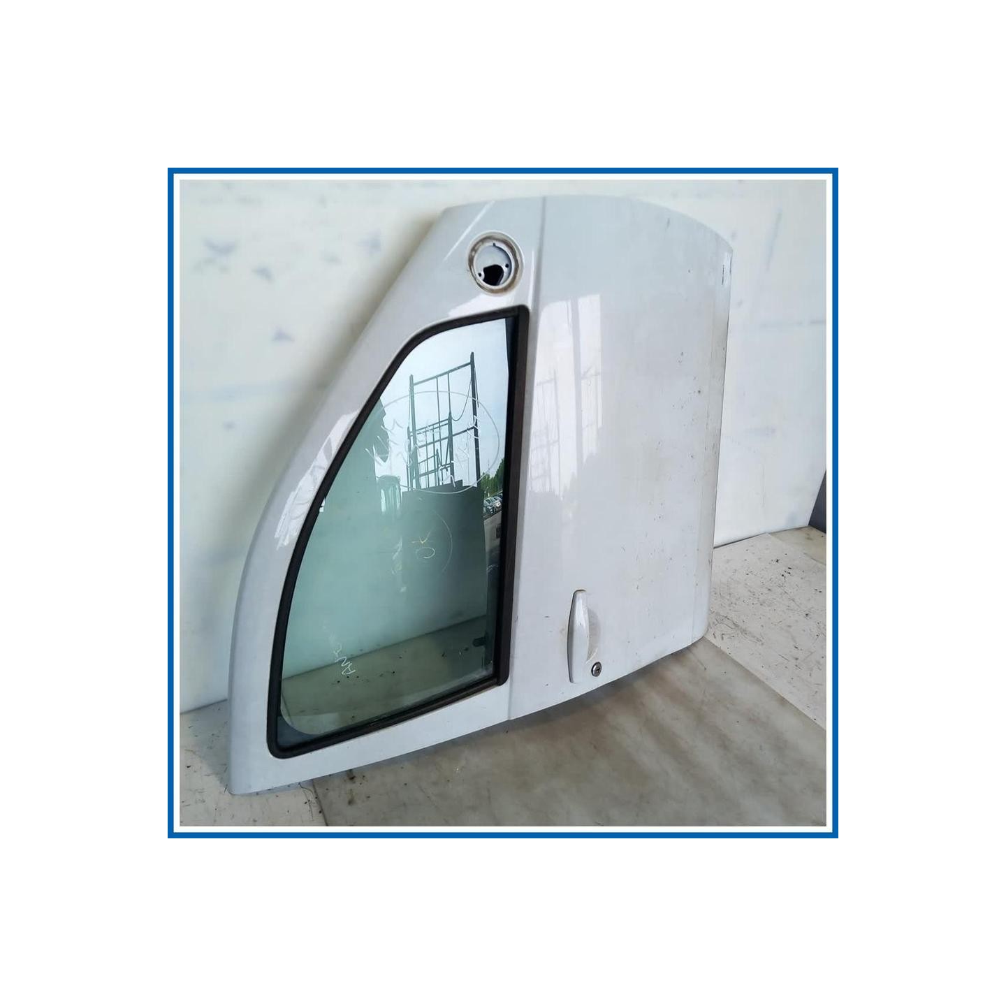 Porta ant. dx. DACIA Duster I