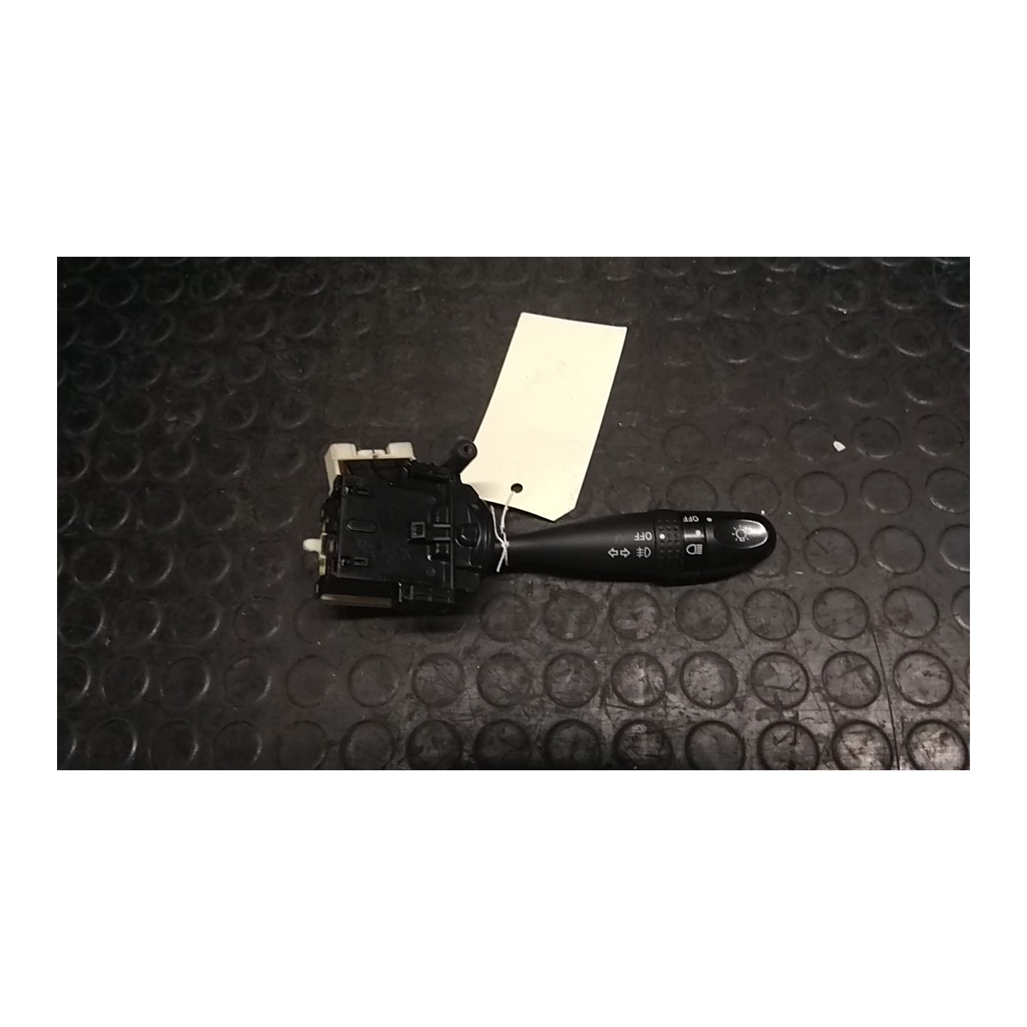 BLOCCO COMANDO VOLANTE LUCI 057 SUZUKI ALTO (03/09-) K10B 37210M68K00