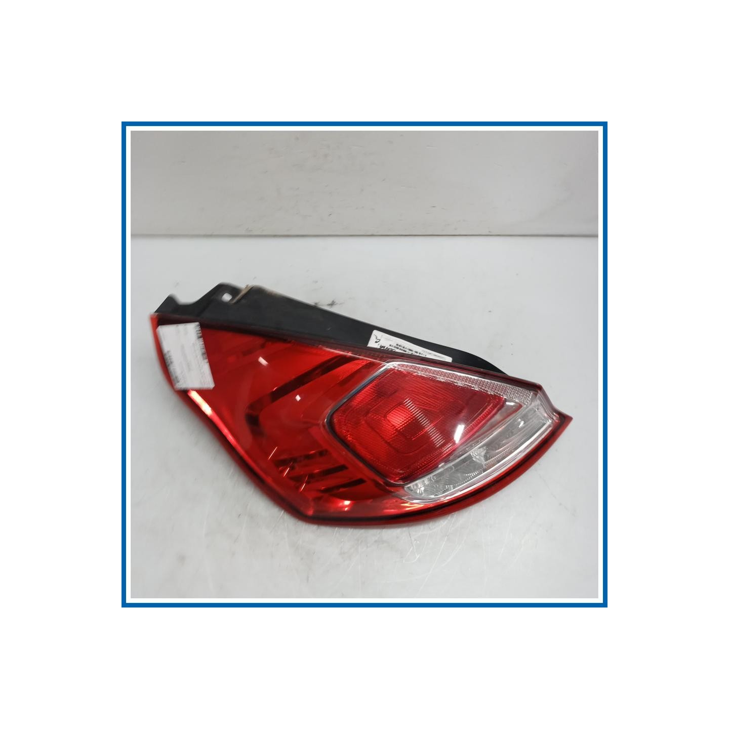 Fanale post. sx. FORD Fiesta VI