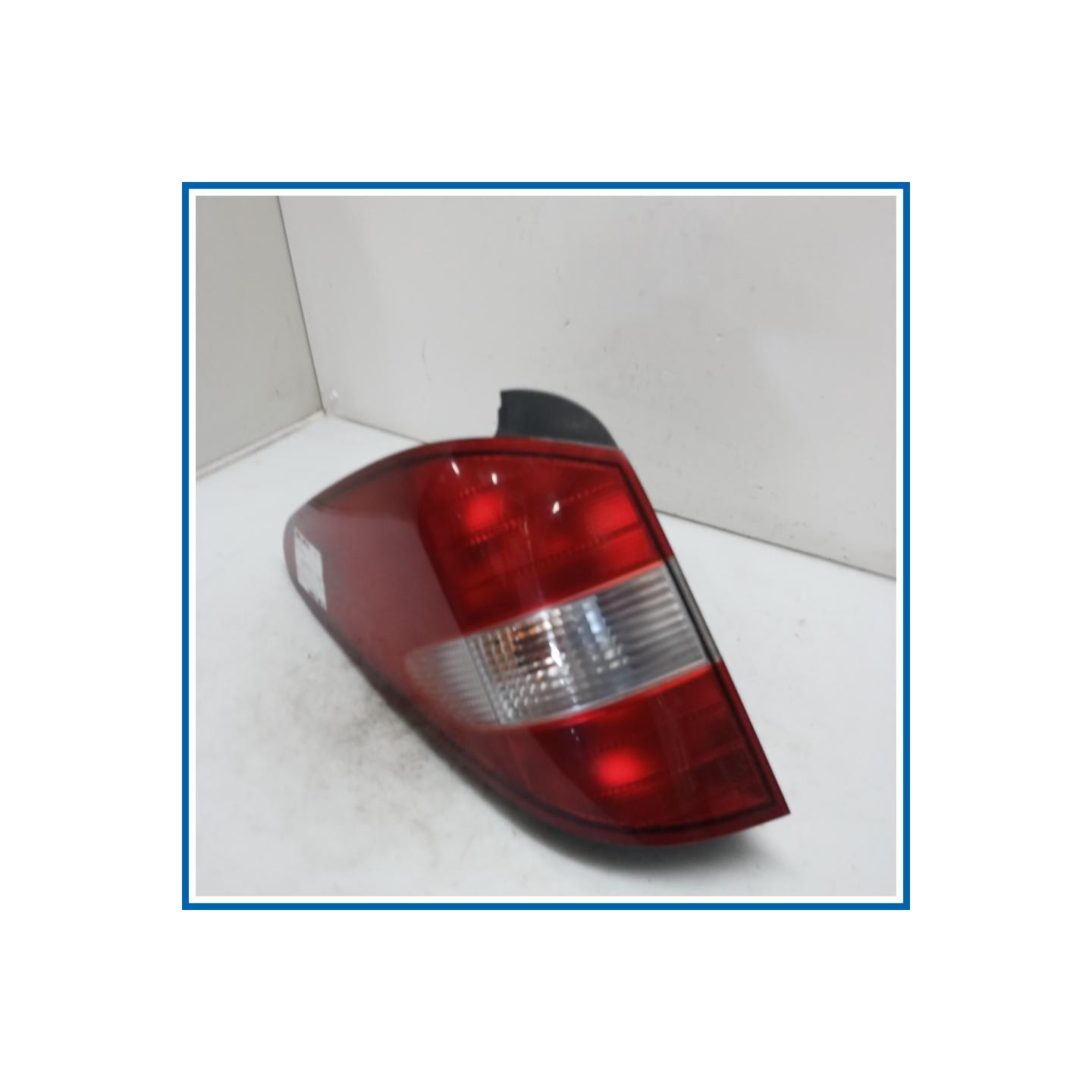 Fanale est. post. sx. SSANGYONG Rodius I