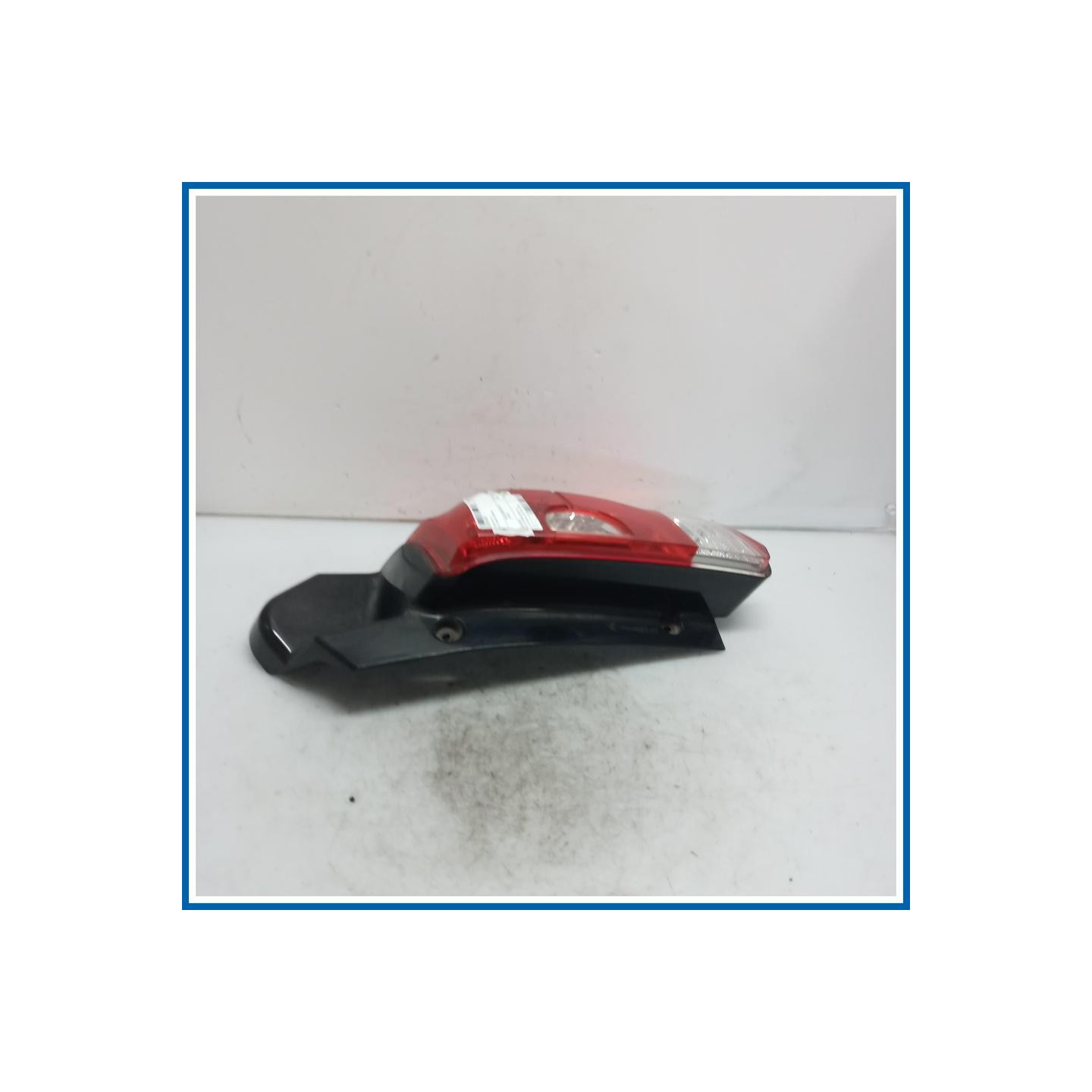 Fanale post. dx. MITSUBISHI Colt VI