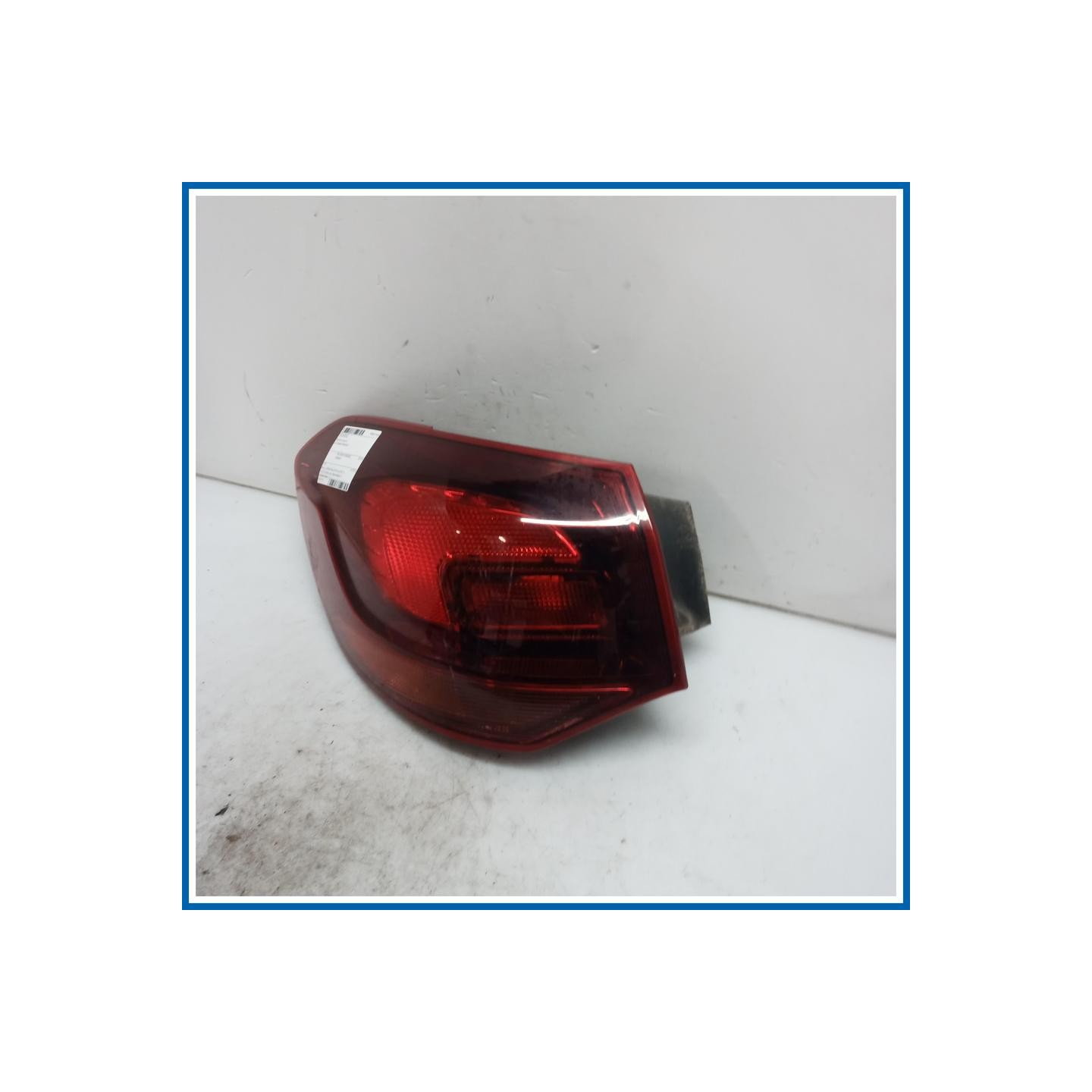 Fanale est. post. sx. OPEL Astra J SW