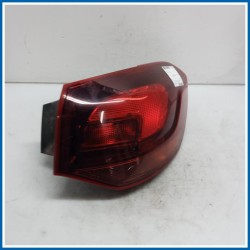 Fanale est. post. dx. OPEL Astra J SW